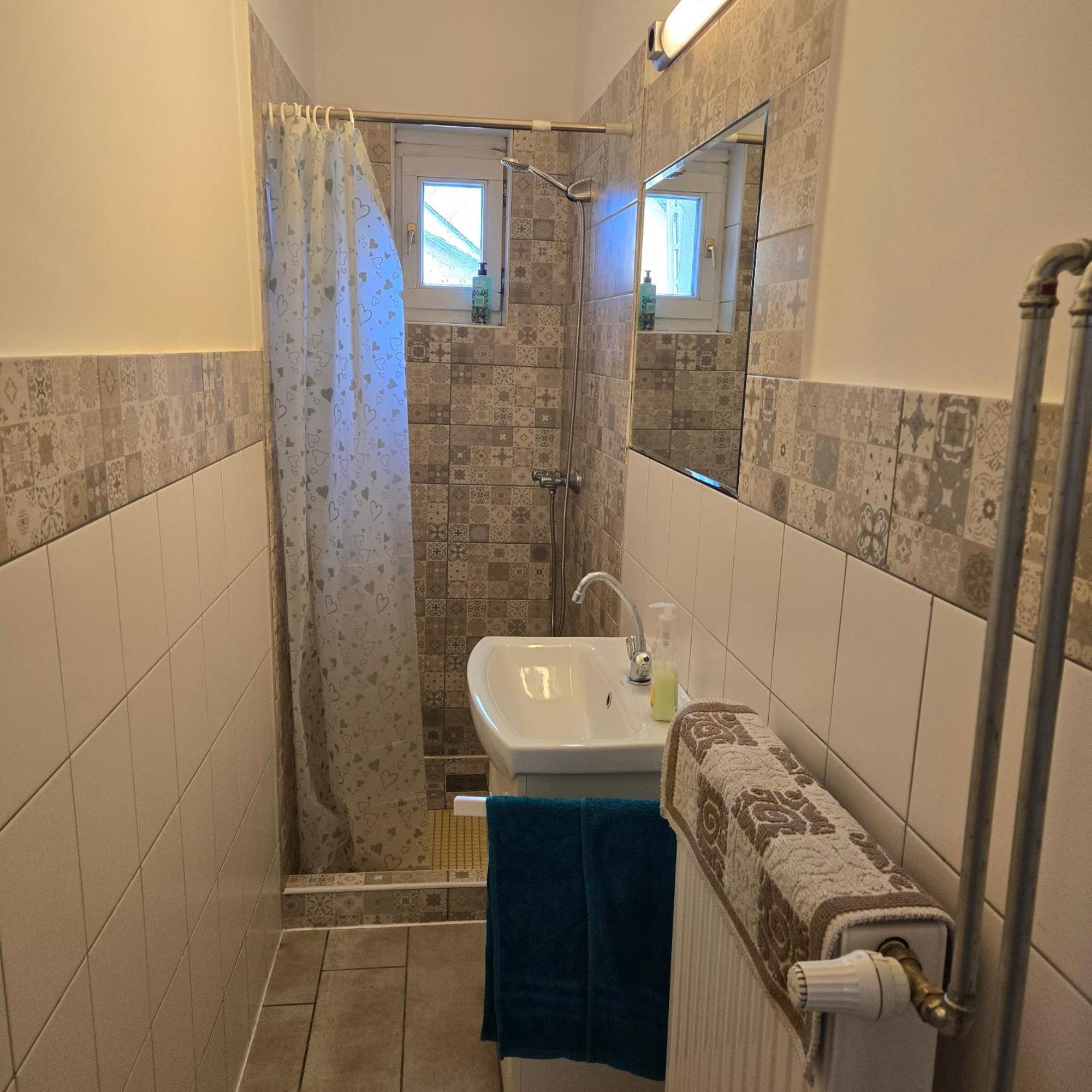 Orsi Apartman / vendegház Kecskemét Exterior foto